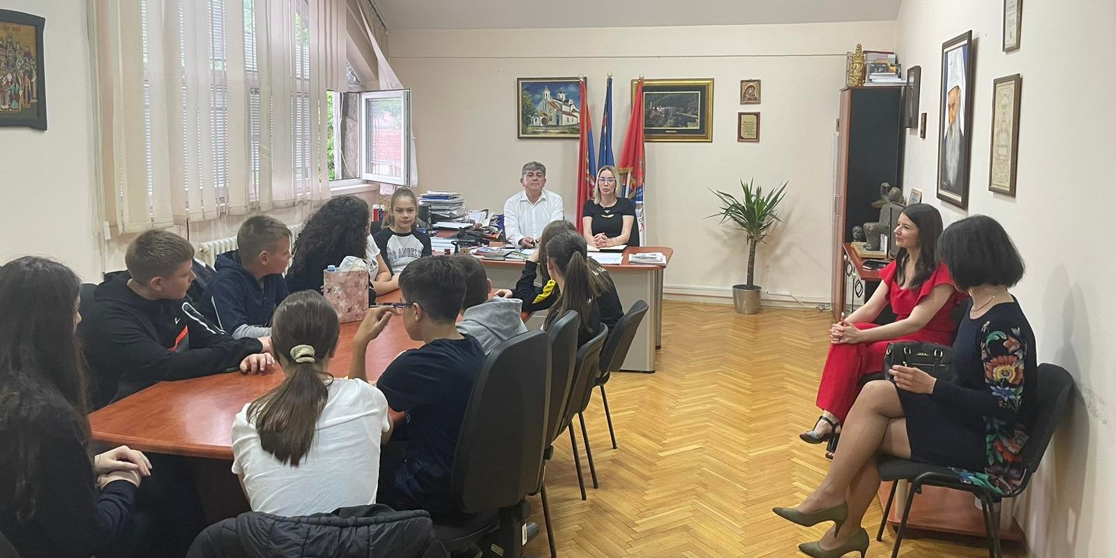 О МЕДИЈАЦИЈИ И ФУНКЦИОНИСАЊУ ОПШТИНЕ СА УЧЕНИЦИМА
