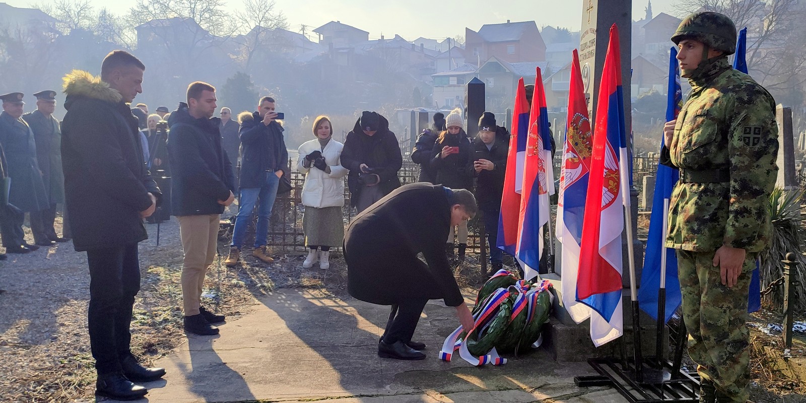 ПОЛОЖЕНИ ВЕНЦИ НА ГРОБ ТОДОРУ П.СТАНКОВИЋУ